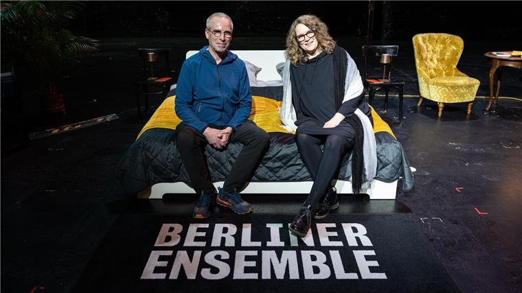 „Es hat mit der Freundschaft zum Theater zu tun“, sagen Stefanie und Christoph Siegmann. 