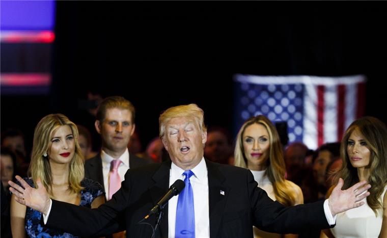 Trump sticht die Konkurrenten bei den Republikanern aus Es ist angerichtet für Donald Trump. Der Milliardär wird wohl für die Republikaner antreten dürfen.