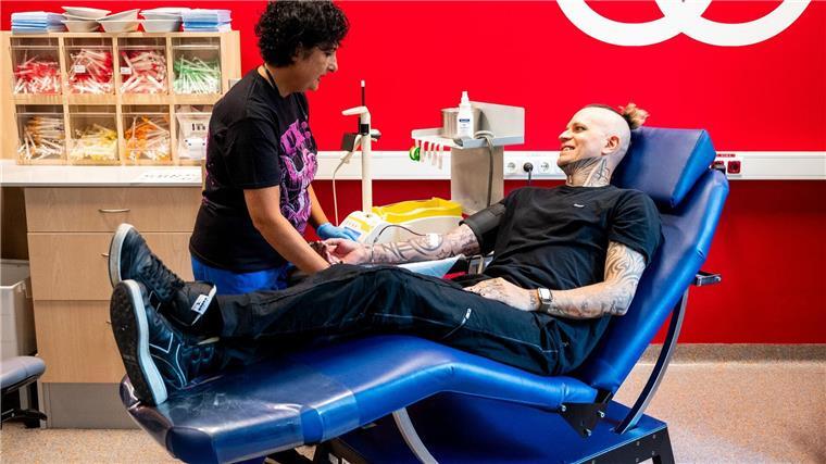 Konzert-Tickets für Blut - Spendenaktion von Metal-Fans Es ist eine besondere Art, sich Tickets für ein Metal-Konzert zu sichern.