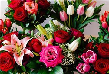 Schöne Blumensträuße zum Valentinstag