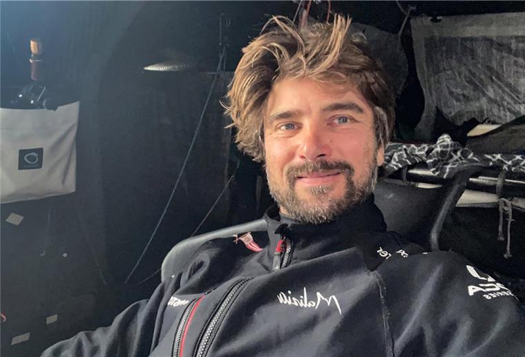 Segler Boris Herrmann kollidiert mit Fischerboot Etwa 90 Seemeilen vor dem Ziel der Vendée Globe in Les Sables-d'Olonne ist Solo-Weltumsegler Boris Herrmann mit einem Fischerboot kollidiert.