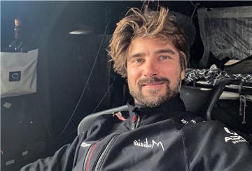 Etwa 90 Seemeilen vor dem Ziel der Vendée Globe in Les Sables-d'Olonne ist Solo-Weltumsegler Boris Herrmann mit einem Fischerboot kollidiert.