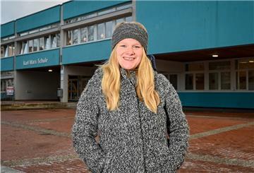 Eva Garms arbeitet an der Karl-Marx-Schule. 