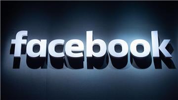 Facebook ohne Werbung kostet in Zukunft zehn Euro im Monat.