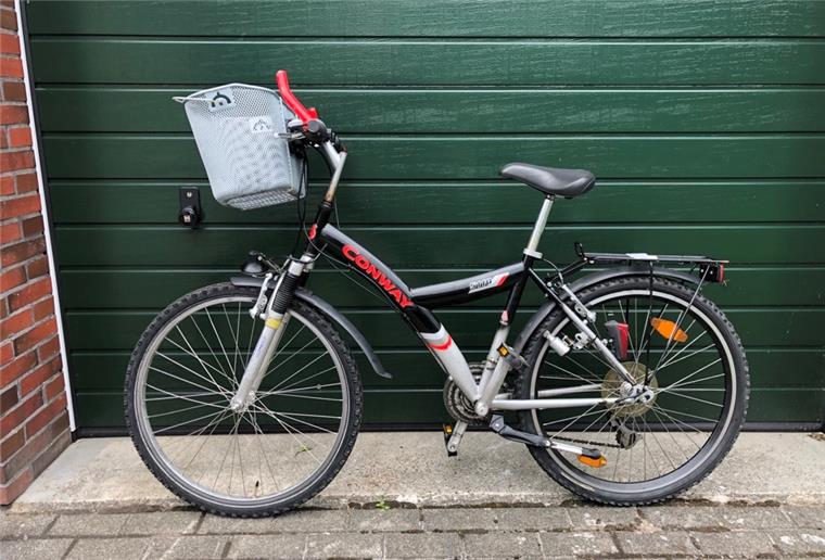 Fahrraddieb erwischt - wem gehört das gestohlene Trekkingrad der Marke Conway?