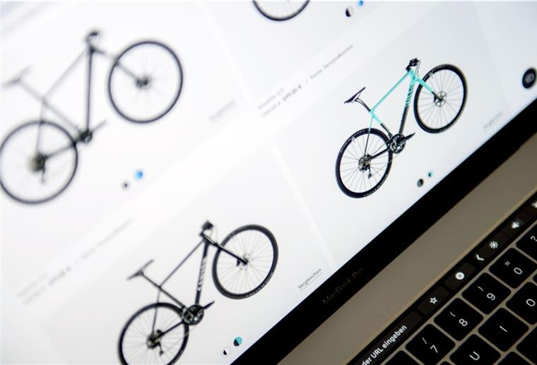 Fahrräder sind gerade heiß begehrt: Prompt häufen sich im Netz die Fake-Shops mit falschen Zweirad-Angeboten. 