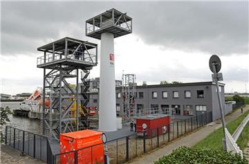 Falck Safety Services will sich vergrößern. Der Standort an der Alten Schleuse zum Handelshafen soll erhalten bleiben. An einen neuen Standort umziehen sollen die Bereiche Erste Hilfe und Brandbekämpfung. Gespräche darüber laufen.