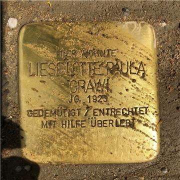 Familie Erich Grawi, Weserstraße 19d Foto: Brockmann