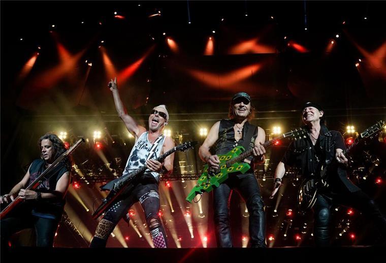 60 Jahre Scorpions: Darum sind sie solche Weltstars Fans schwärmen von der Energie der Scorpions auf der Bühne. (Archivbild)