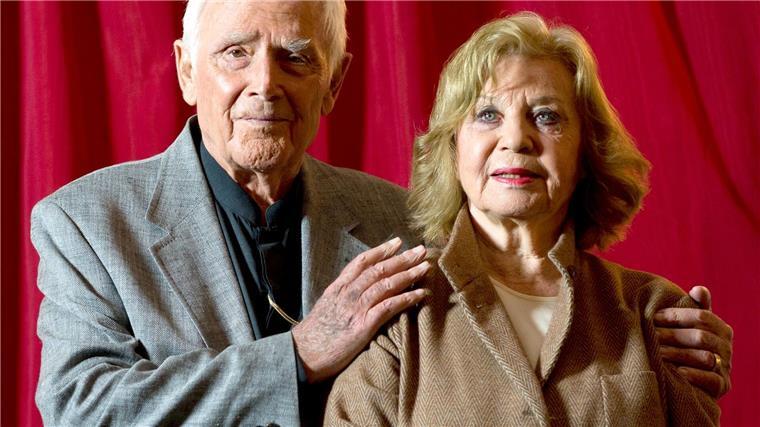 Joachim Fuchsberger starb vor zehn Jahren Fast sechzig Jahre lang waren Fuchsberger und seine Frau Gundula verheiratet, skandalfrei und mit einer fortschrittlichen Rollenverteilung.