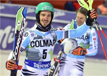Felix Neureuther will auch für den Eishockeysport jubeln.