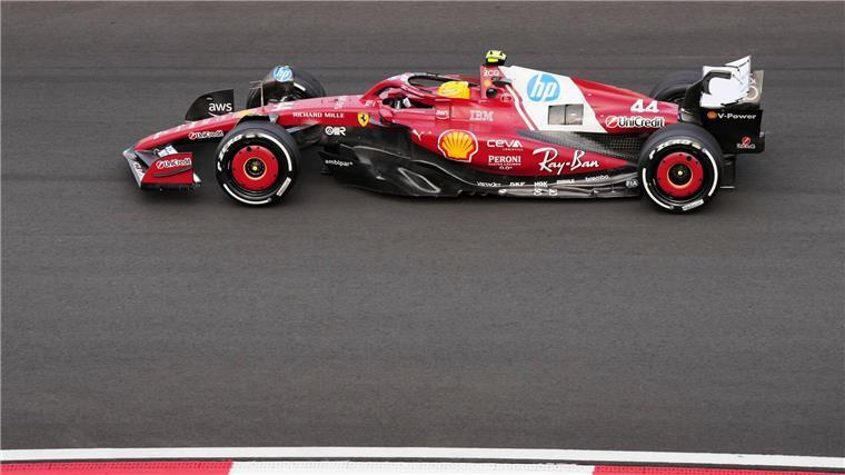 Ferrari-Stars Hamilton und Leclerc in China disqualifiziert Ferrari-Fahrer Lewis Hamilton auf der Strecke in China.