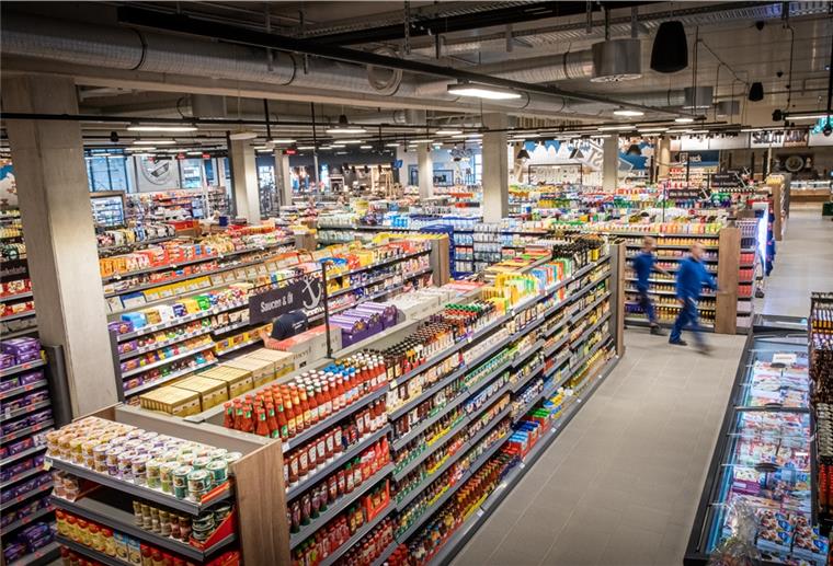 Fertig: Nach einem Jahr Bauzeit eröffnet der Edeka-Markt an der Hafenstraße.
