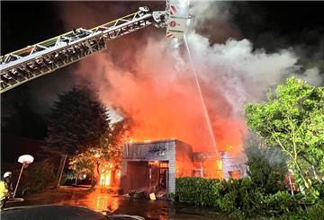 Feuer in der "Holy Spirit Church" in Bramstedt in der Nacht zum 19. August 2023