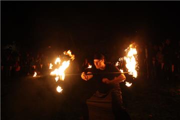 Feuershow. Herbstmarkt Beverstedt. Foto: Rendelsmann
