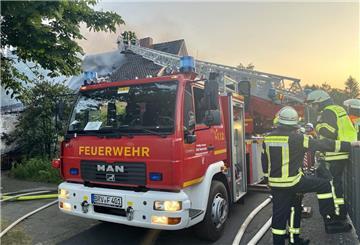 Feuerwehr im Einsatz bei einem Einfamilienhaus in Bademühlen