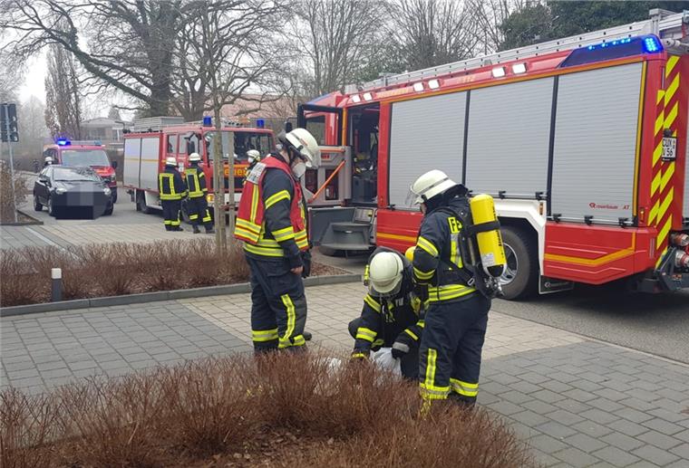 Schiffdorf: Essen brennt in Mikrowelle Feuerwehreinsatz an der Schiffdorfer Schleusenstraße.