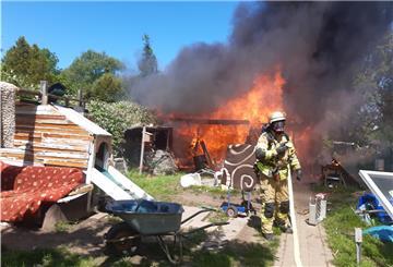Feuerwehreinsatz in Bremerhaven-Lehe.