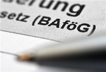 Der Schriftzug "(BAföG)" auf einem Blatt. 