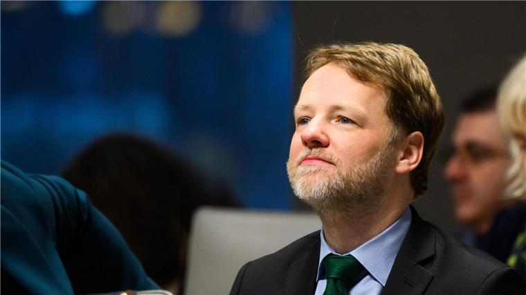 Finanzminister Gerald Heere kündigt organisatorische Reformen für effizienteres Bauen an. (Archivbild)