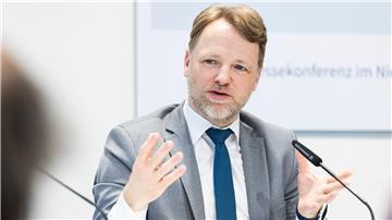 Finanzminister Heere fordert Impulse für die Wirtschaft und eine Reform der Schuldenbremse. (Archivbild)