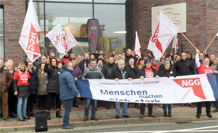 Fischereihafen -Demo Betriebsrätekonferenz der Nordsee.