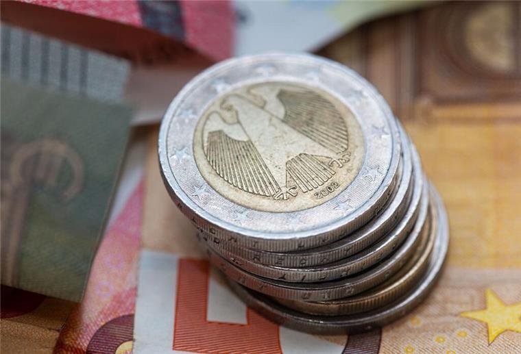 Ein ärztliches Attest allein reicht nicht: Nur unter strengen Auflagen erkennt das Finanzamt Fitnessstudio-Kosten an.