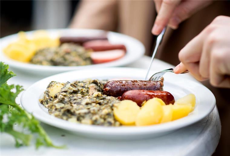 Fleisch, Gemüse, Kartoffeln: Hausmannskost vom Feinsten. Aber zeitgemäß ist das wohl nicht mehr. 