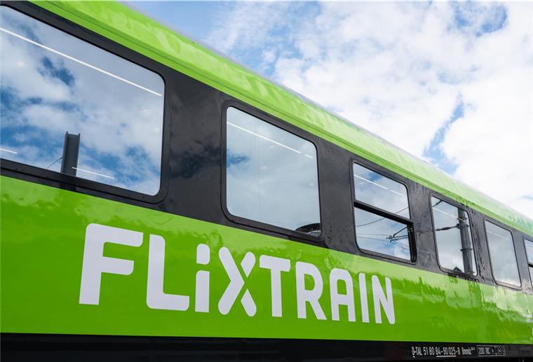 So rollt Flixtrain wieder Flixtrain ist wieder bereit.
