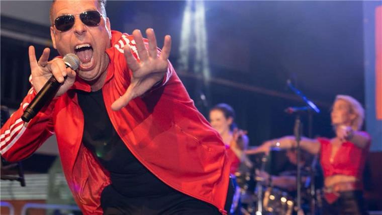 Live-Musik im Zelt: So will Florian Bratmann die Tarmstedter Ausstellung rocken