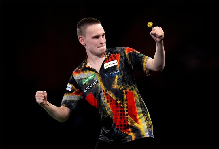 Ricardo Pietreczko rockt die Darts-WM! Als einziger Deutscher in der dritten Runde glänzt „Pikachu“ mit einer starken Leistung.  #DartsWM #RicardoPietreczko