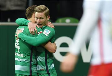 Florian Kainz darf lächeln. Bei Alexander Nouri steht der Profi hoch im Kurs.