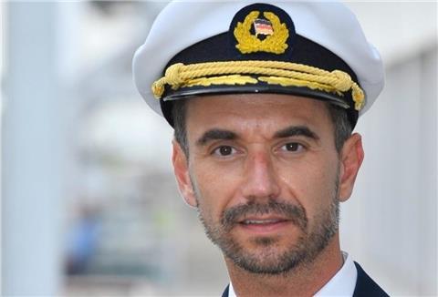 Florian Silbereisen spielt Kapitän Max Parger auf dem "Traumschiff" und wird Mitte des Monats auf der Lloyd Werft erwartet.