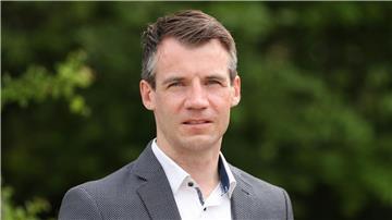 FN-Sportchef Dennis Peiler erledigt kommissarisch Aufgaben des ausgeschiedenen Generalsekretärs.