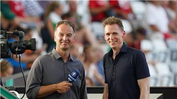 Frank Busemann (r) arbeitet unter anderem als TV-Experte für die ARD.