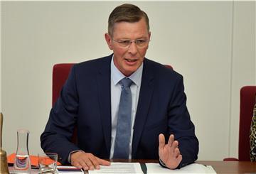 Frank Imhoff (CDU) hat eine klare Meinung zu Ungeimpften.
