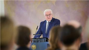 Frank-Walter Steinmeier, Bundespräsident, spricht bei einem Termin.