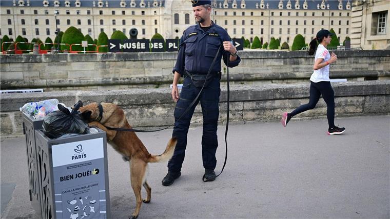Das Wichtigste zur Olympia-Eröffnungsfeier auf der Seine Frankreich hat die Sicherheit der Spiele genau im Blick.