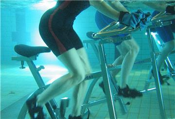 "Unterwasser-Fahrrad": Die aus Italien kommende neue Trendsportart und soll die Leistungsfähigkeit von Herz und Kreislauf verbessern,