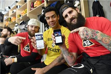 Freuen sich schon auf die Pinguins-App (von links): Wade Bergman, Jordan Owens und Cody Lampl.