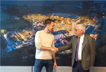 Freuen sich über die Übernahme: Björn Thieling (links) und Karl-Heinrich Depenbrock.