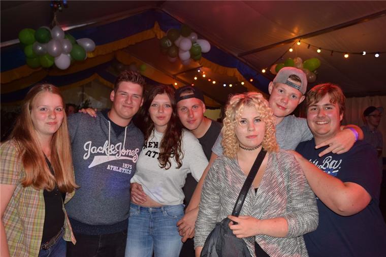 Freunde treffen, tanzen, Spaß haben – das ist am letzten Juli-Wochenende in der Stollhammer Wisch möglich. Die Gäste können sich auf ein abwechslungsreiches Programm freuen.  