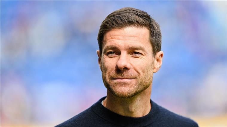 Alonso vor Rotterdam-Spiel: „Es wird eine spezielle Nacht“ Freut sich auf einen speziellen Abend: Leverkusens Trainer Xabi Alonso.