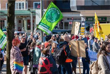 Fridays For Future will am 1. März gemeinsam mit dem Nabu und Verdi in Bremen auf dem Marktplatz demonstrieren.