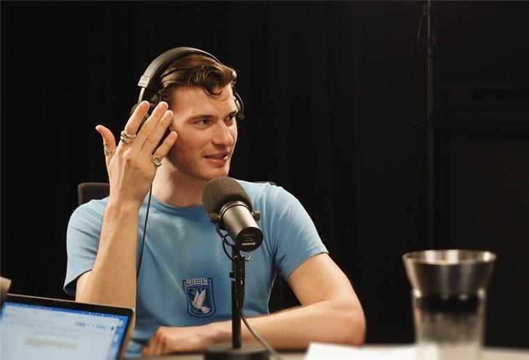 Frieder Sell spricht im Podcast „OKF - Ortskontrollfahrt“ über seine Heimatstadt Waren an der Müritz.