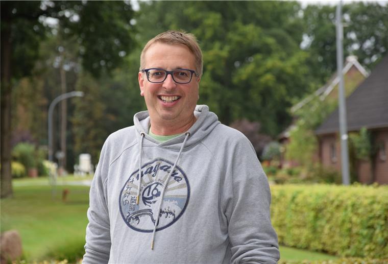 Friedhelm Brunckhorst ist seit knapp elf Monaten Bürgermeister in der Gemeinde Anderlingen. Der 47-Jährige freut sich vor allem, dass die Kommune bald wieder Bauplätze anbieten kann. 