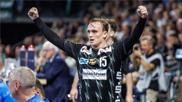 Füchse-Spielmacher Tobias Gröndahl steuerte sechs Tore zum Pokalerfolg bei. (Archivbild)