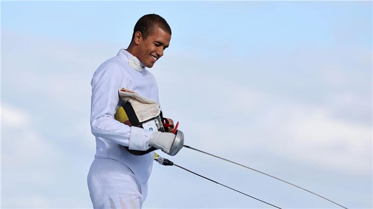 Deutsche Fünfkämpfer erreichen Olympia-Finale Fünfkämpfer Marvin Dogue überzeugte im olympischen Halbfinale beim Fechten.