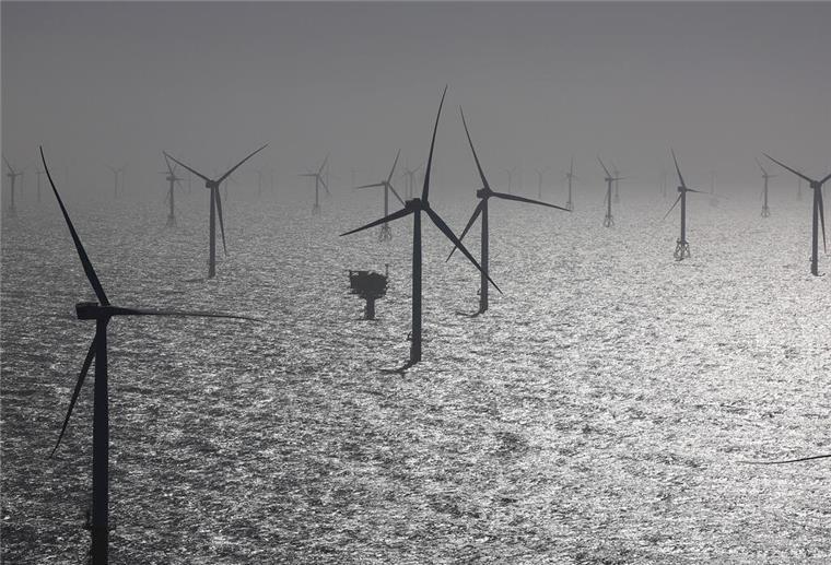 Energieminister: Ausbau der Offshore-Windkraft bietet Potenzial für Jobs Windräder