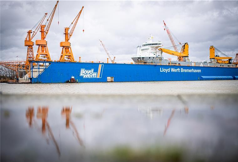 Für Betriebsratsvorsitzenden Nils Bothen bleibt es nach den drei Vorstellungsrunden der Kaufinteressenten dabei: Die Araber aus den Emiraten haben seiner Meinung nach das beste Angebot zur Fortführung der Lloyd Werft vorgelegt. Foto: Hartmann